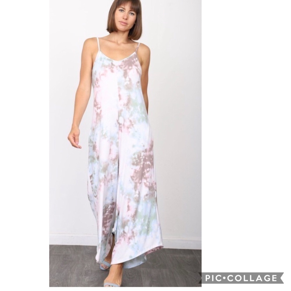 HP! ๐๐๐Soft Pastel Colors -Asymmetrical Jumper - Picture 3 of 5